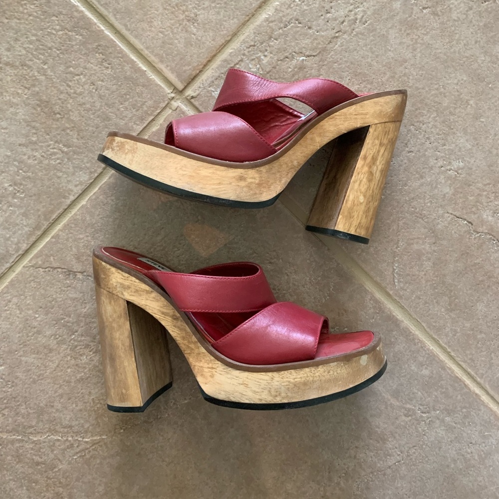 Womens size 9 red leather and wood heels